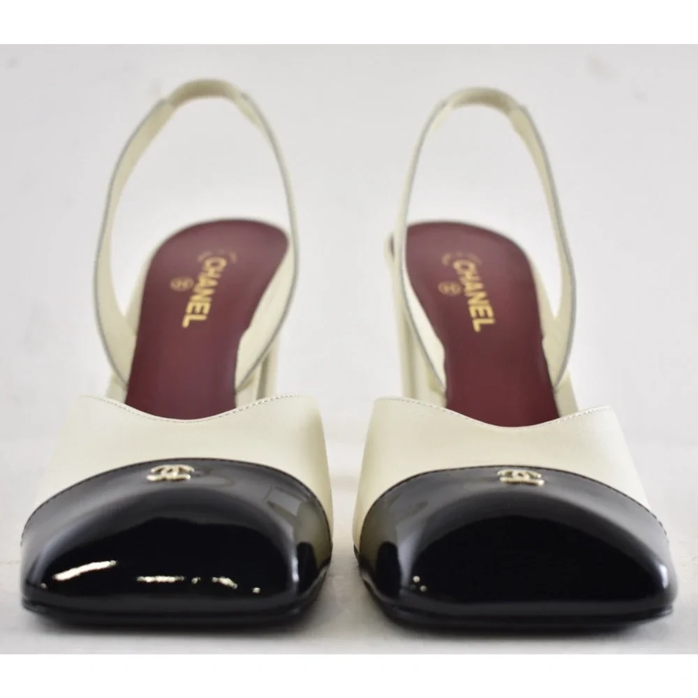 Chanel 26S Blazy Ivory Black Square Toe Sling CC Slingback Block Heel Pump 39
